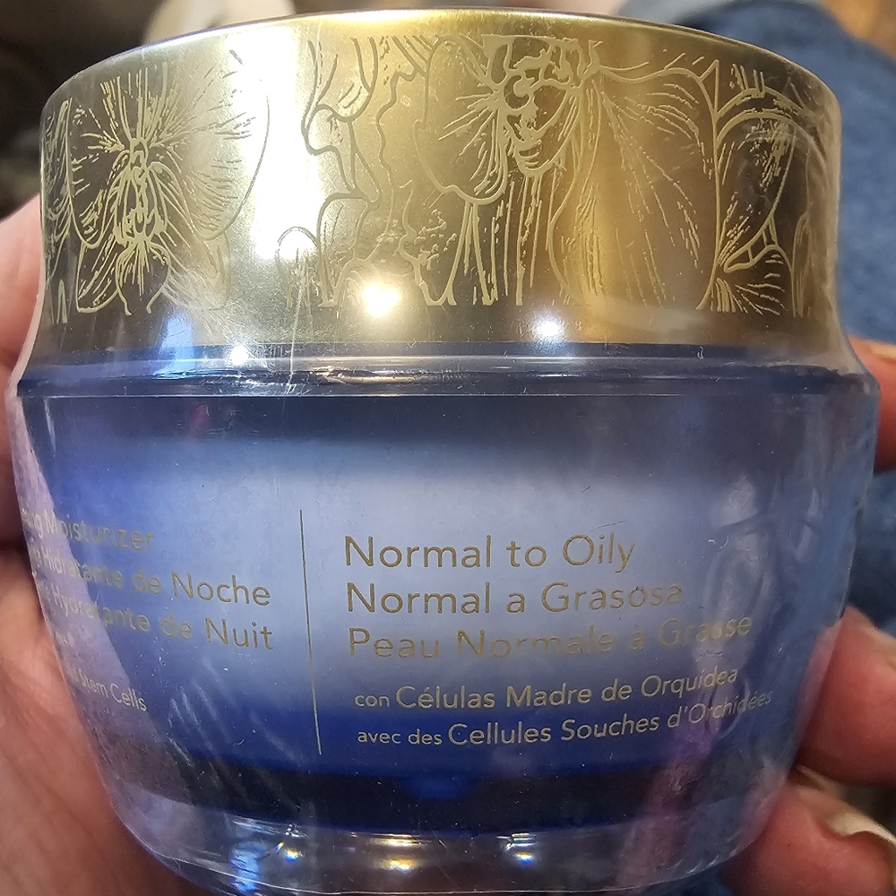 SeneGence Evening Moisturizer - Normal to Oily - Picture 1 of 2